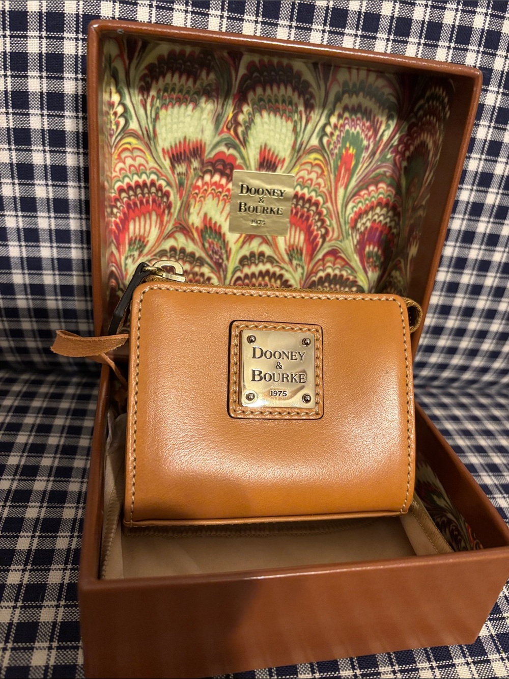Dooney & Bourke Tan Leather Zip Around Card Wallet